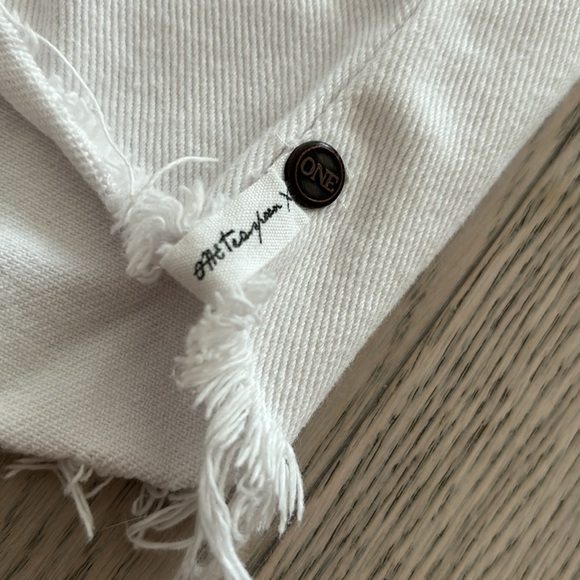 One x one teaspoon Jean skirt size 23 - Picture 6 of 11